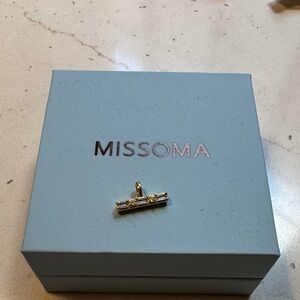 New with box: Missoma T-Bar Gold Pendant (PENDANT ONLY, NO CHAIN)